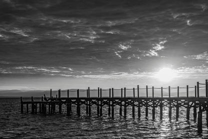 Sunset Muelle Paracas
